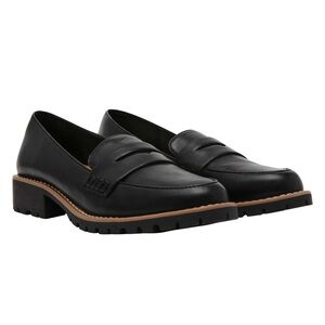 NIB DV by Dolce Vita Ladies' Lug Loafer (black)